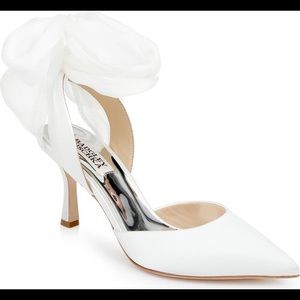 Badgley Mischka Pumps